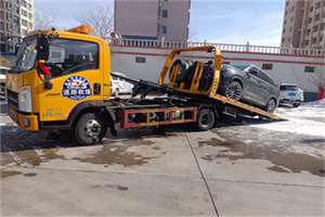 元宝山区救援拖车费用怎么算