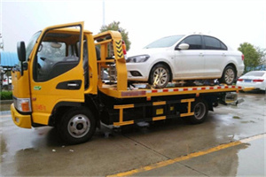 元宝山区附近拖车救援24小时服务热线